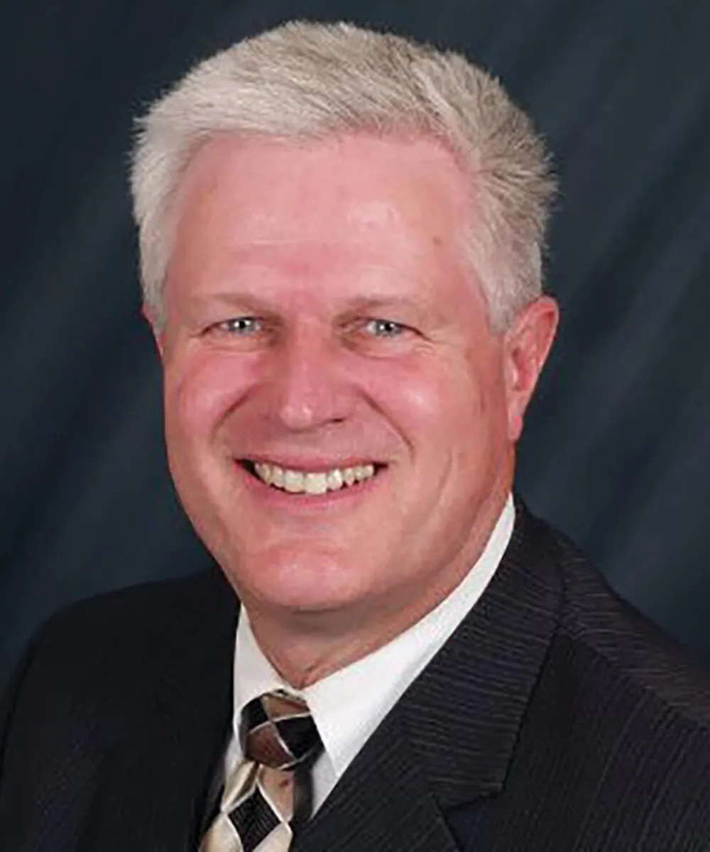 Robert (Bob) Ward